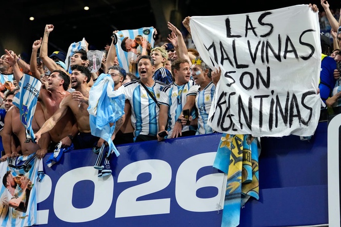 Why are Argentina fans singing about England and the Falklands at the World Cup?