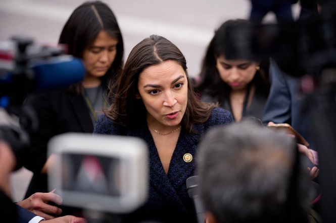 AOC slams Trump over ICE stops following latest shootings: He ‘campaigned on cruelty and violence against immigrants’