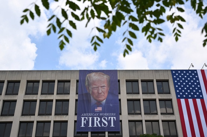 Trump’s giant banners of himself around DC are being paid for by taxpayers, Democrat reveals