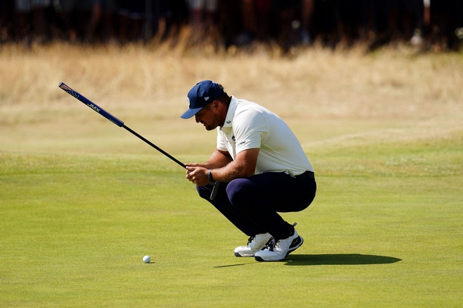 Bryson DeChambeau’s strategy keeps him on the heels of surprise Open leader