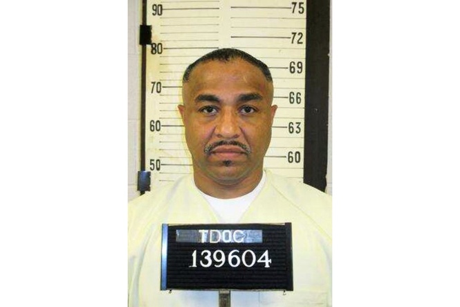 Complaint accuses doctor involved in failed Tennessee execution of violating ethics