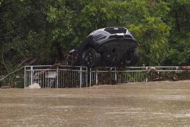 Two dead as Texas braces for more ‘record-shattering’ rain after days of ‘catastrophic’ flooding