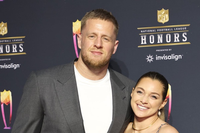 MLS team apologizes after JJ Watt called them out for snubbing his soccer star wife