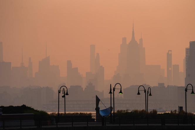 Uncertainty clouds the forecast on whether wildfire smoke will affect the World Cup final