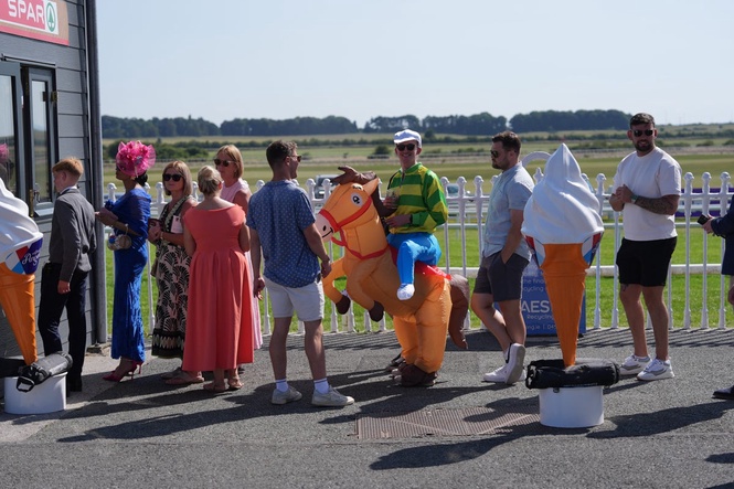 Ireland narrowly misses record-matching heatwave