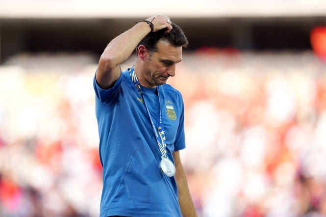 Emotional Scaloni reacts to World Cup final defeat and gives update on Messi’s future