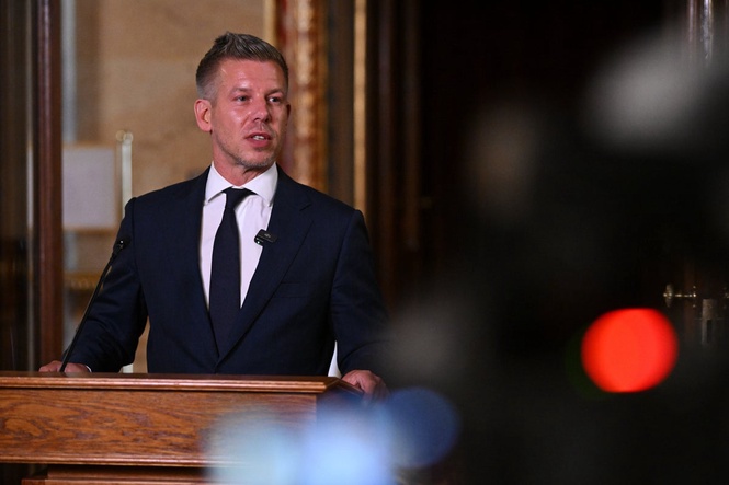 Hungary probes deal with China's BYD carmaker after ex-foreign minister takes job there