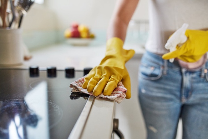 Home expert shares the cleaning jobs you must do before and after your holiday