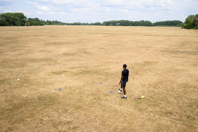 Heat health alert issued for parts of UK despite forecasts of rain