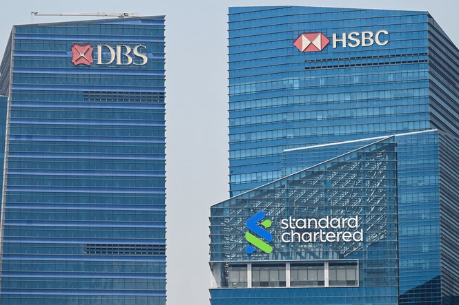 HSBC sells Singapore insurance business to Allianz in £1.6 billion deal
