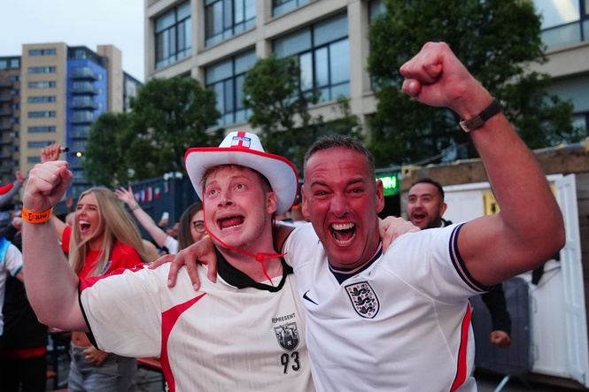 Sunshine and World Cup bring June spending boost