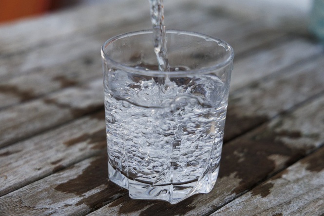 Scientists discover surprising effect of drinking water with meals