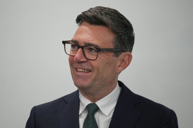 Labour leapfrogs Reform to lead in the polls for first time in over a year thanks to ‘Burnham bounce’