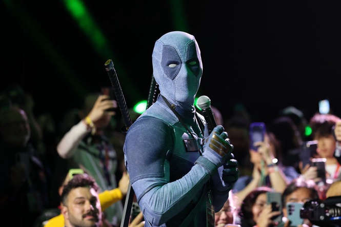 Ryan Reynolds makes surprise appearance at San Diego Comic Con – here’s what happened