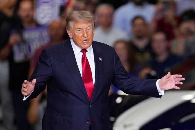 Trump tells Michigan auto workers, ‘I’ve done more for you than your parents’ in latest rambling speech