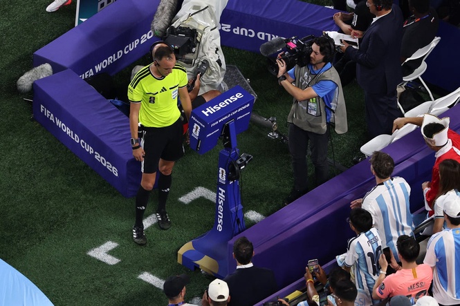 VAR told to only overturn ‘blatantly incorrect’ decisions by Uefa