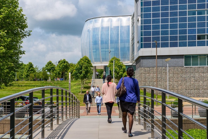 Pharma giant GSK to relocate research headquarters to Cambridge in £400m move