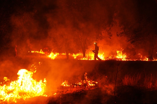 Europe wildfires latest: French evacuation may be largest peacetime exodus as new heatwave hits Bordeaux