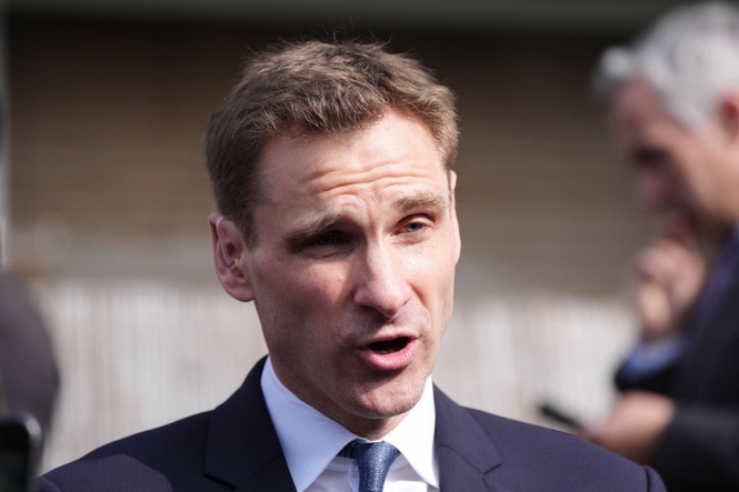 French vessel appears to fire ’17 live rounds’ behind Conservative MP