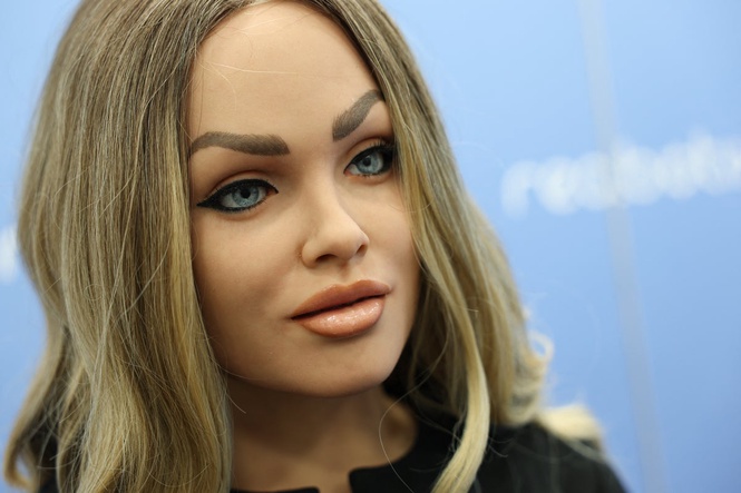 Google’s Gemini AI can now walk around as a humanoid