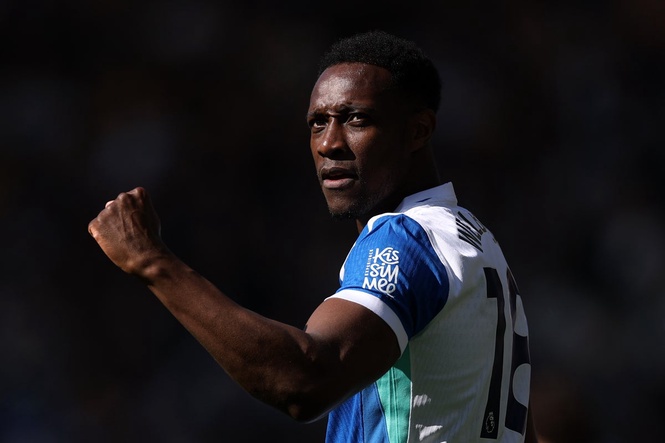 Chelsea poised to sign 35-year-old striker after drastic transfer policy change