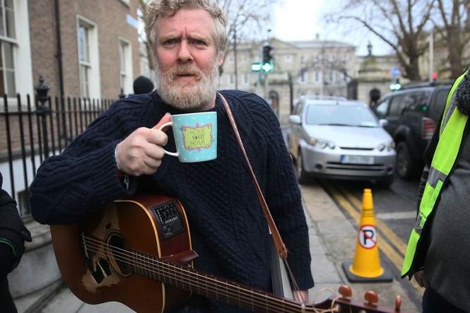 ‘We have lost one of the greats’: Heartbroken tributes pour in after Glen Hansard’s death