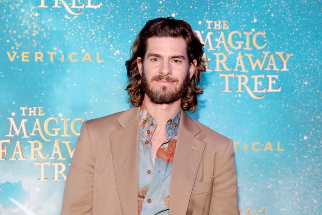 Artificial’s Andrew Garfield and other stars reacts to Amazon axing film about Jeff Bezos pal