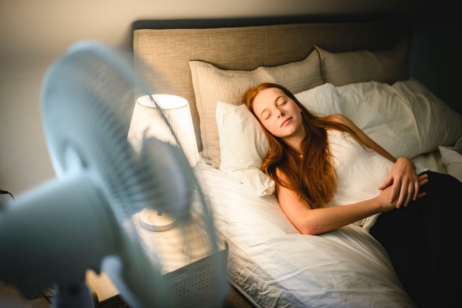 Sleeping with a fan on – the dos and don’ts according to an expert