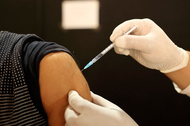 First human volunteer vaccinated against Bundibugyo strain of Ebola