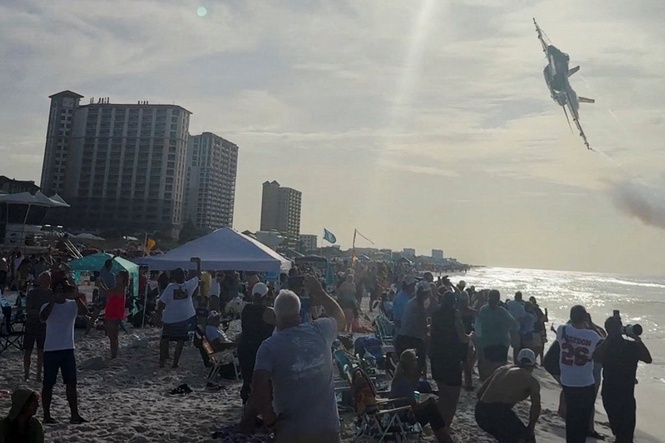 Hegseth vows Americans will be ‘seeing and feeling their military’ even more after Blue Angels buzz beachgoers