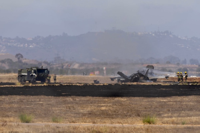 Pilot expected to survive after ejecting from crashed F-35B fighter jet