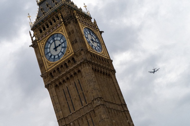 Boozy Westminster MPs are drinking so much they are having their stomachs pumped, report warns
