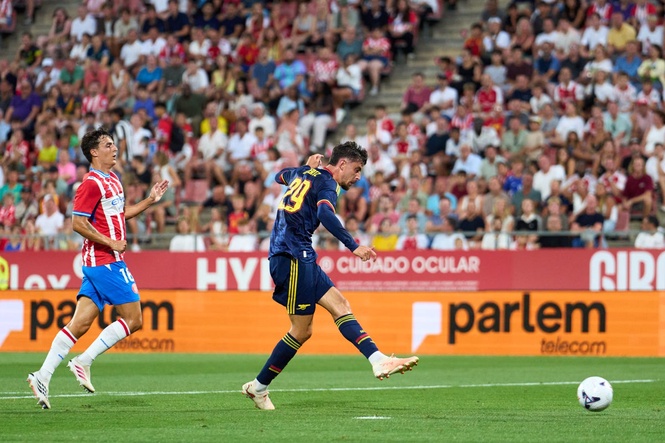 Arsenal v Girona LIVE: Dowman and Jesus score as Gunners start to run rampant in Spain