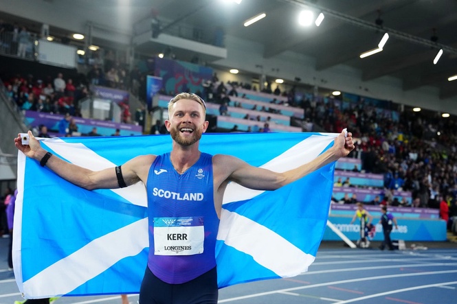 First Minister presents Josh Kerr with gold medal following mile heroics