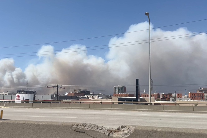 Over 600 buildings destroyed as thousands are ordered to quickly evacuate Washington fires