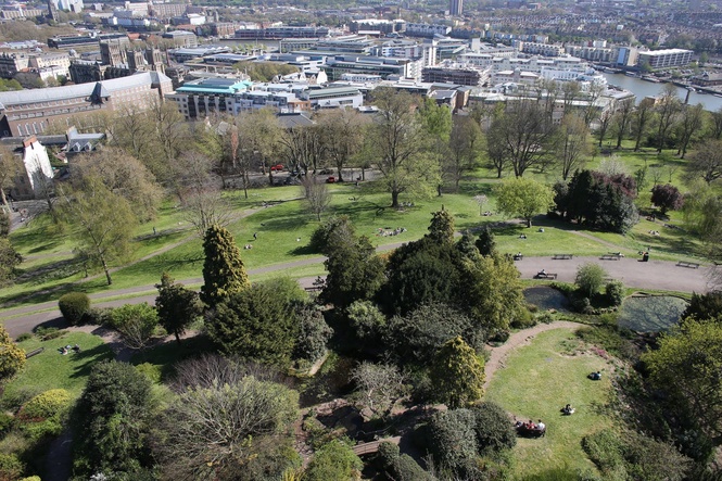 Two arrested over alleged illegal casino in Bristol