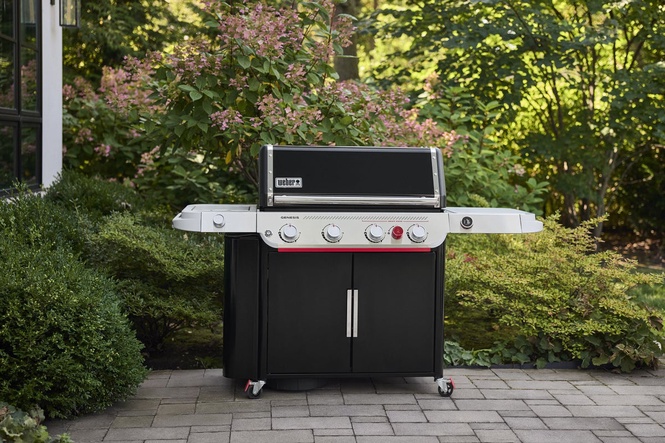Barbecue guru on how to clean your grill like a pro