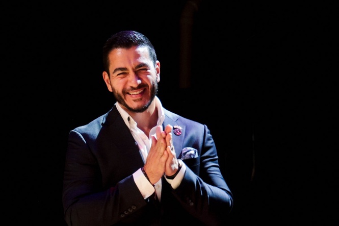 Progressive Abdul El-Sayed narrowly wins Democratic Senate race in Michigan