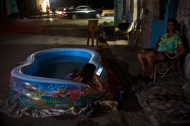 Cubans detail struggle to survive as days-long blackouts make life ‘difficult, harsh and sad’