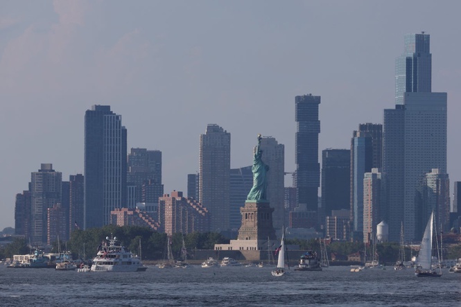 Man charged after mother and infant killed as boat capsizes in New York Harbor