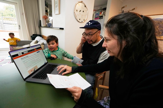Nearly 28 million Australians to take part tonight in largest and most inclusive census ever