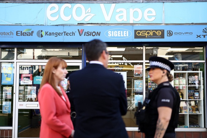 Rayner describes nicotine addiction as ‘lifetime of purgatory’