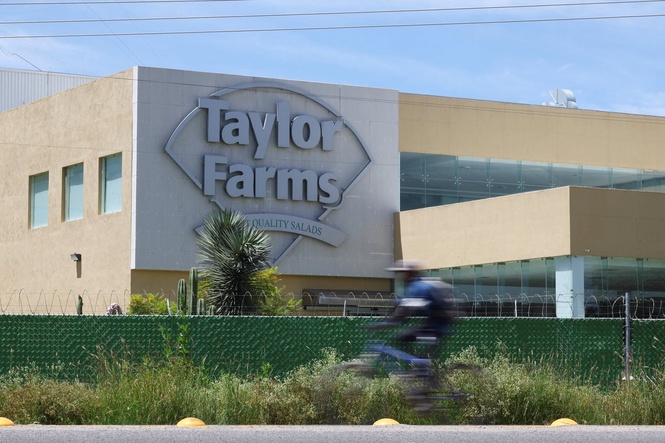 Farm at center of cyclospora outbreak went years without FDA inspection