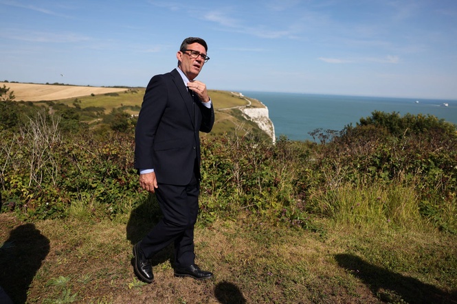 PM to chair emergency Cobra meeting amid ‘extreme heat’ warning and wildfires