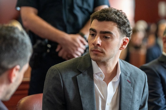 Luigi Mangione expected to plead guilty in federal case over killing of healthcare CEO: reports