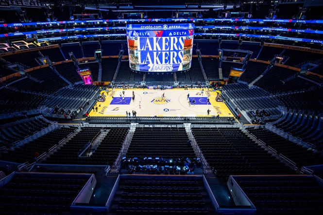 Josh Kushner moves into spotlight after stunning purchase of Lakers with partner Bob Iger