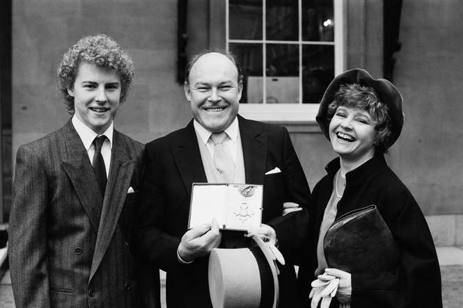 Prunella Scales’ two sons to each get £1.2m from late actor’s will