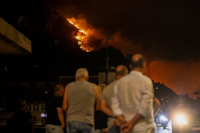 Europe on fire as record-breaking temperatures hit continent