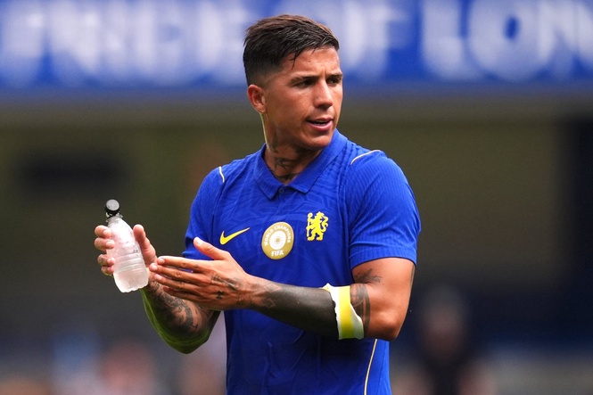 Enzo Fernandez booed by some Chelsea fans on Stamford Bridge return