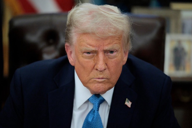 Trump again threatens to ‘bomb the s*** out of’ ally Oman over Strait of Hormuz